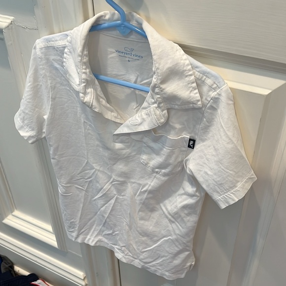 Good condition 100% cotton vineyard vines white polo with front pocket size 5 - Picture 6 of 6